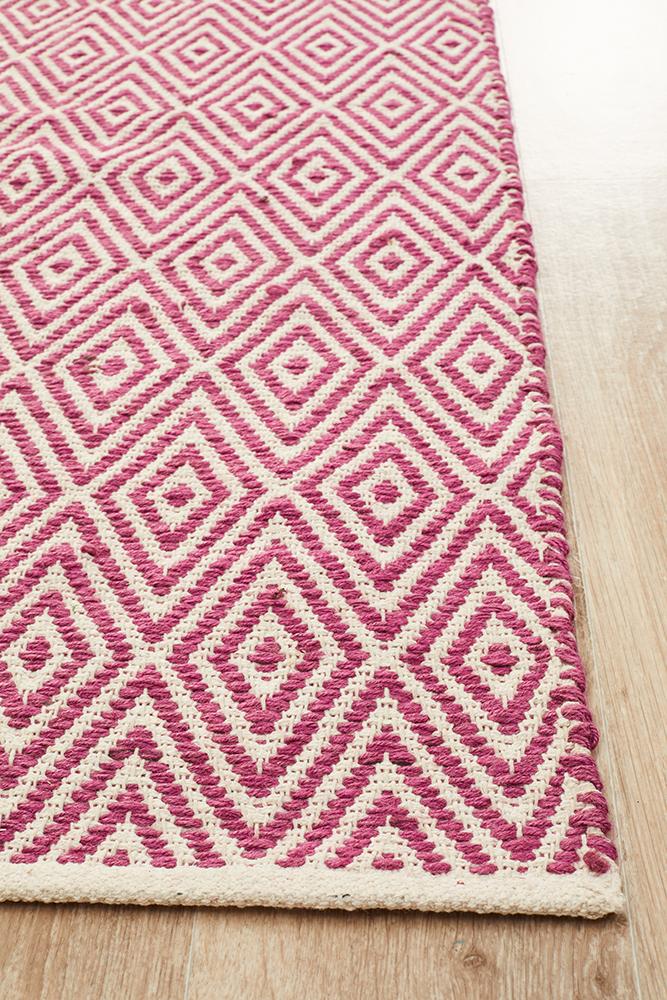 Abode Diamond Design Pink Rug