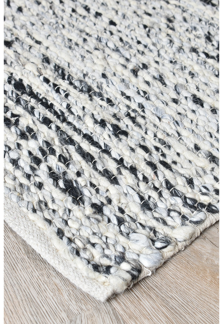 Alby Lilac Ivory Black