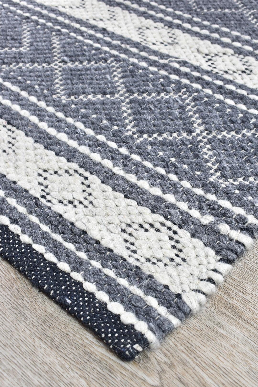 Alicia Charcoal Wool Rug
