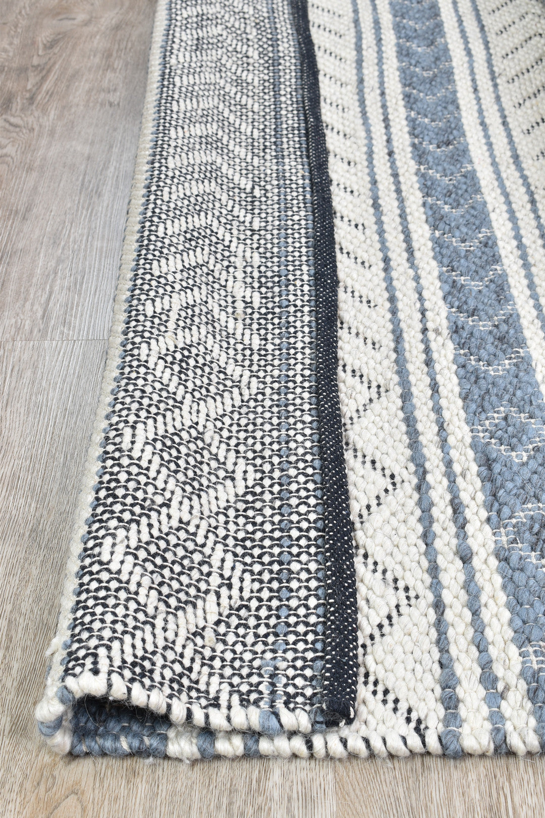 Alicia Grey Wool Rug