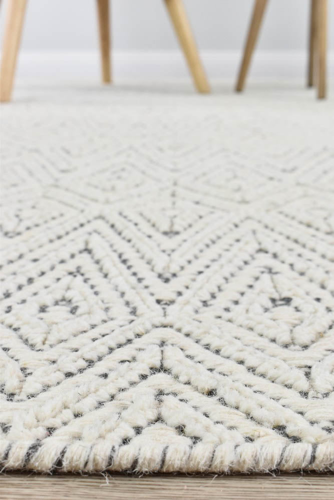 Dolomite Ivory Wool Rug