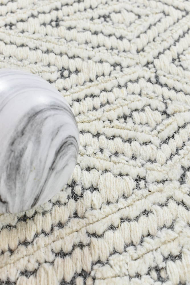 Dolomite Ivory Wool Rug