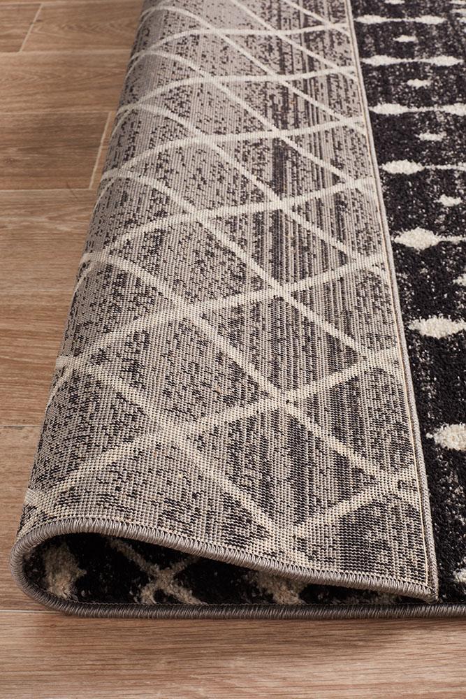 Evoke Simplicity Black Transitional Rug