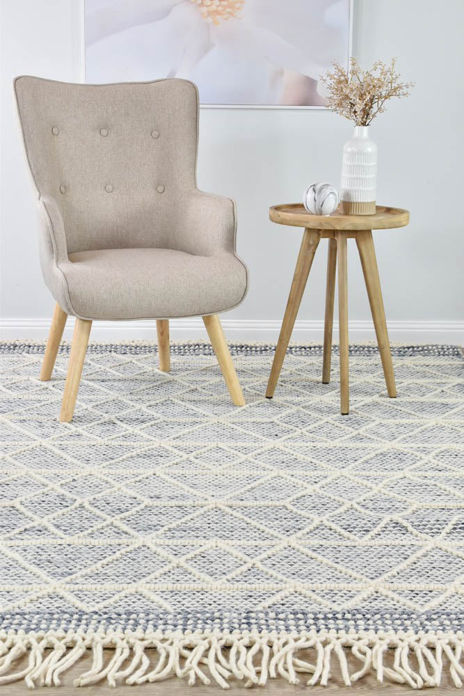 Albona Fringe Blue White Wool Rug