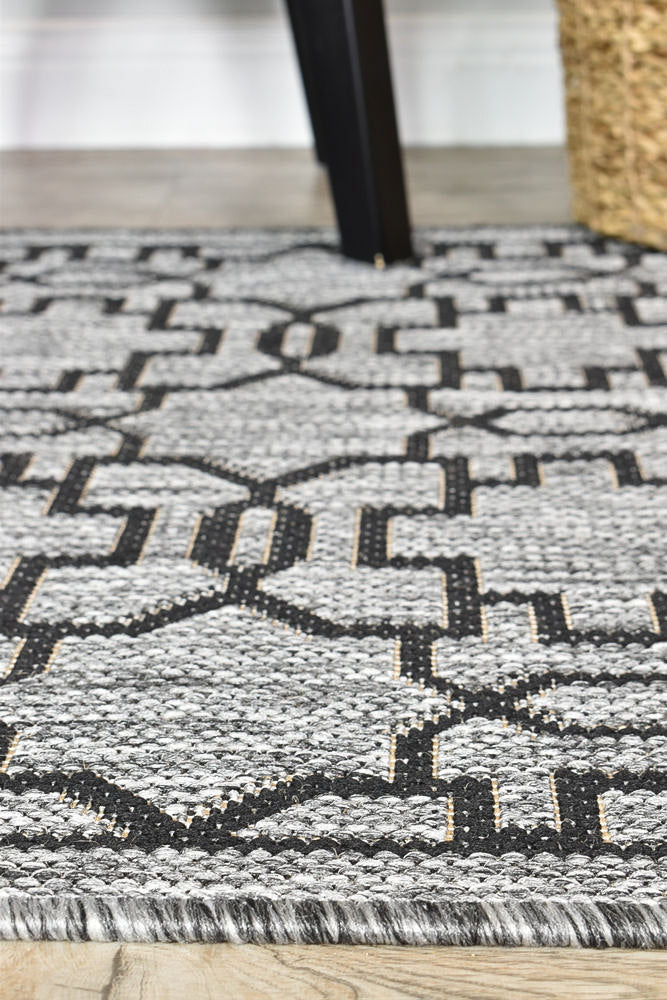 Pacific Runner Grey Black Rug 208-DM9E