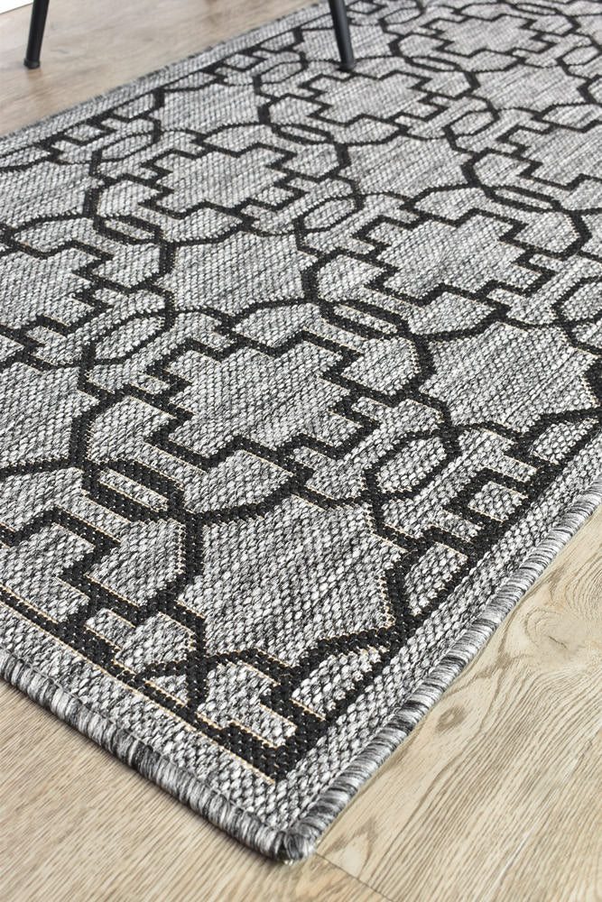 Pacific Runner Grey Black Rug 208-DM9E