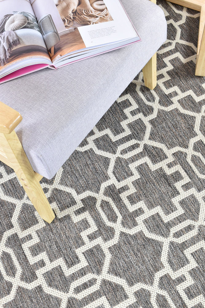 Pacific Brown Cream Rug 208-W71E