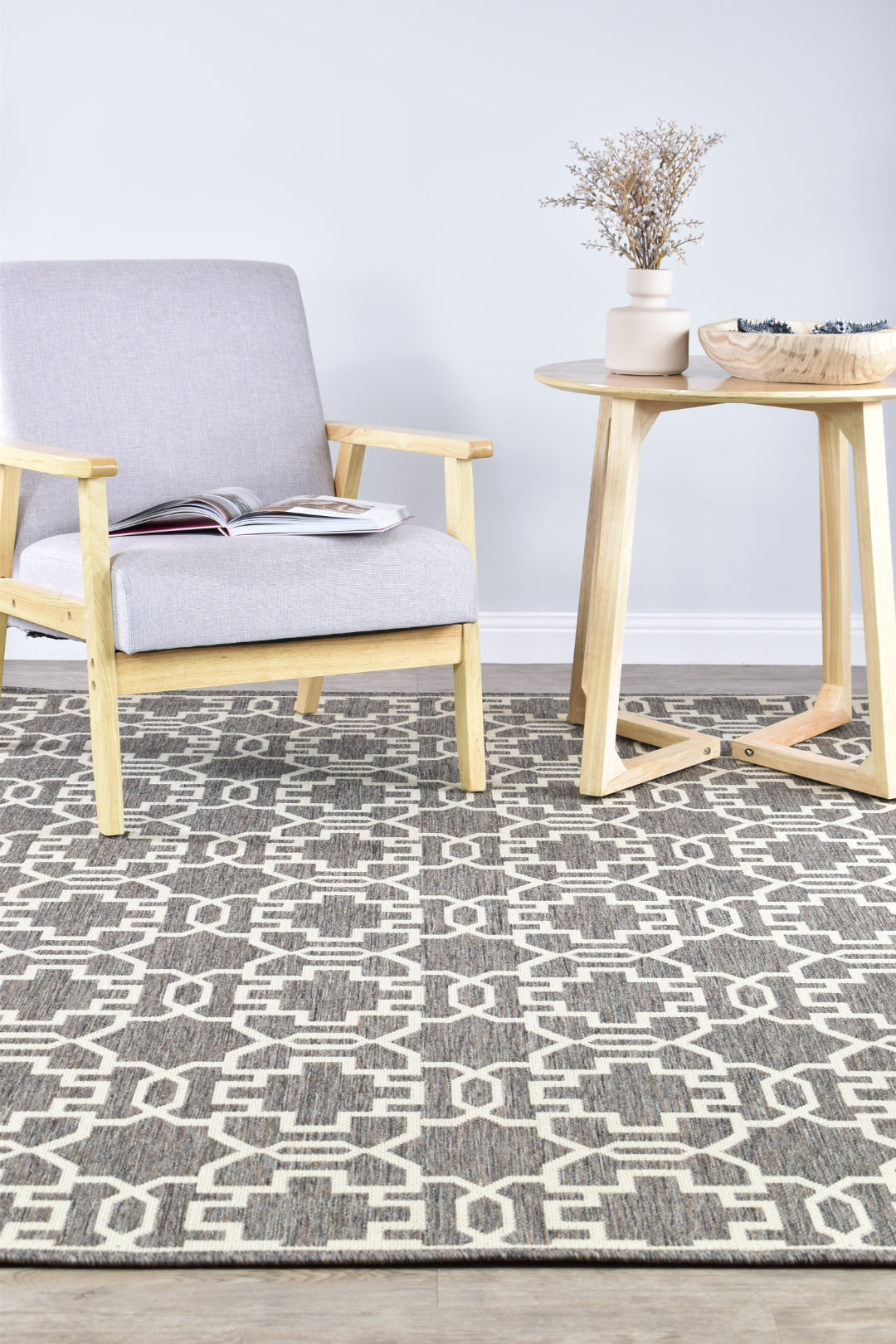 Pacific Brown Cream Rug 208-W71E