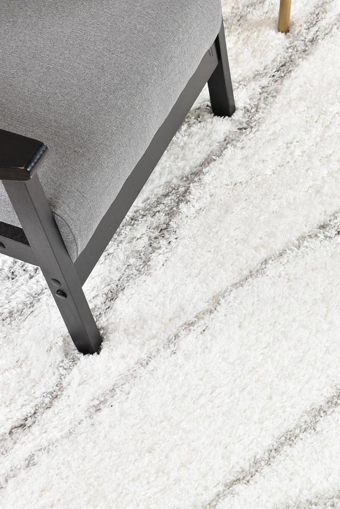 Cobi Shaggy White Rug 8741A