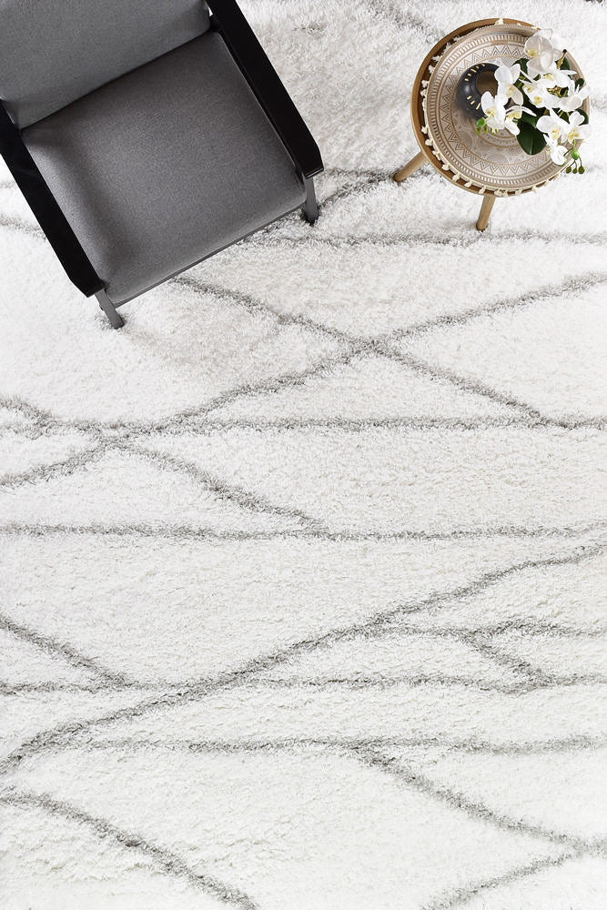 Cobi Shaggy White Rug 8741A