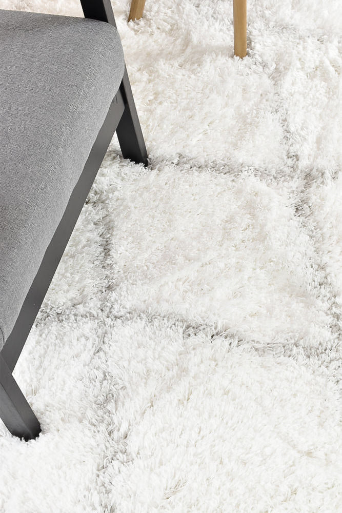 Cobi Shaggy White Rug 8744A