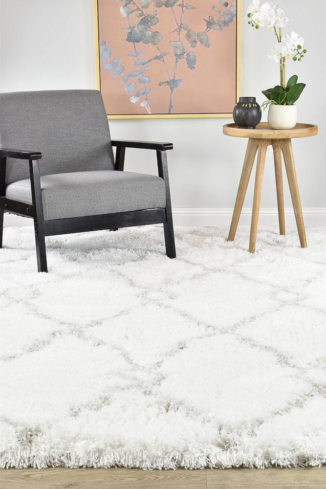 Cobi Shaggy White Rug 8744A