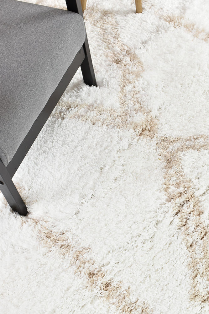 Cobi Shaggy Beige White Rug 8745A