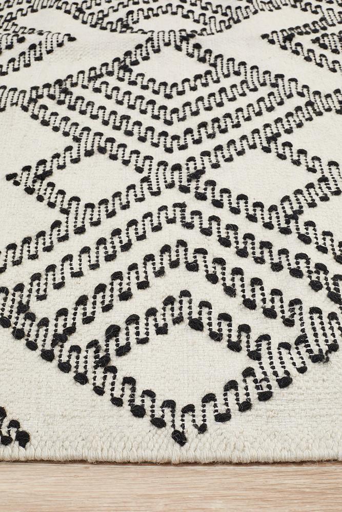 Miller Rhythm Symphony White Rug