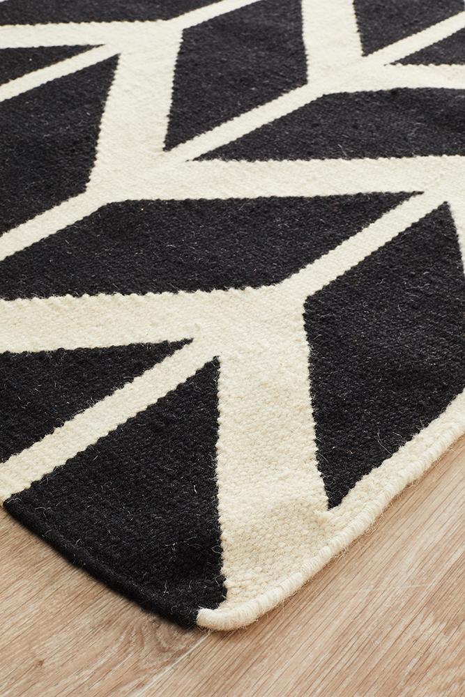 Nomad Pure Wool Flatweave 30 Black Rug