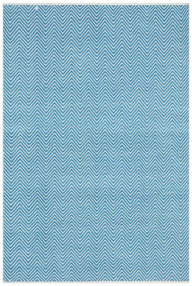 Spirit Chevron Turquoise Rug