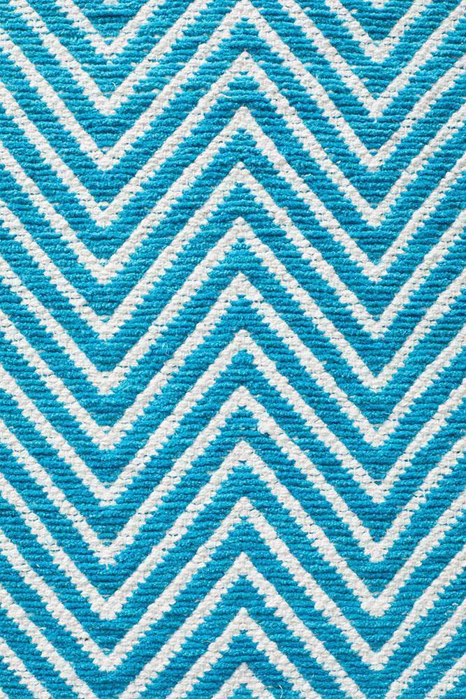 Spirit Chevron Turquoise Rug