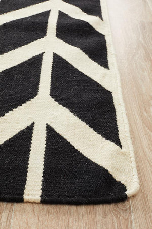 Nomad Pure Wool Flatweave 30 Black Rug