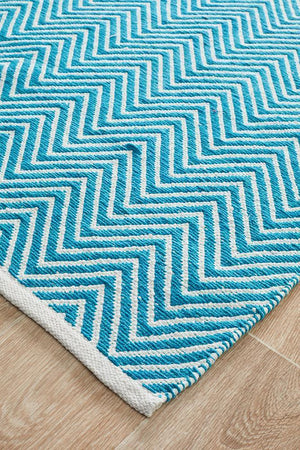 Spirit Chevron Turquoise Rug